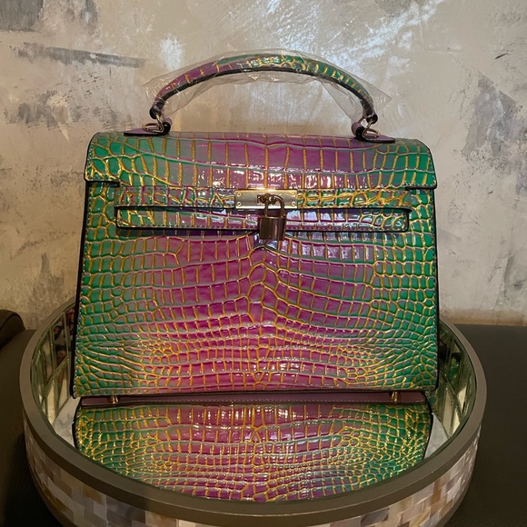 Brand New Vegan Leather Handbag in Purple, Green, and Gold ✨ - Picture 3 of 11